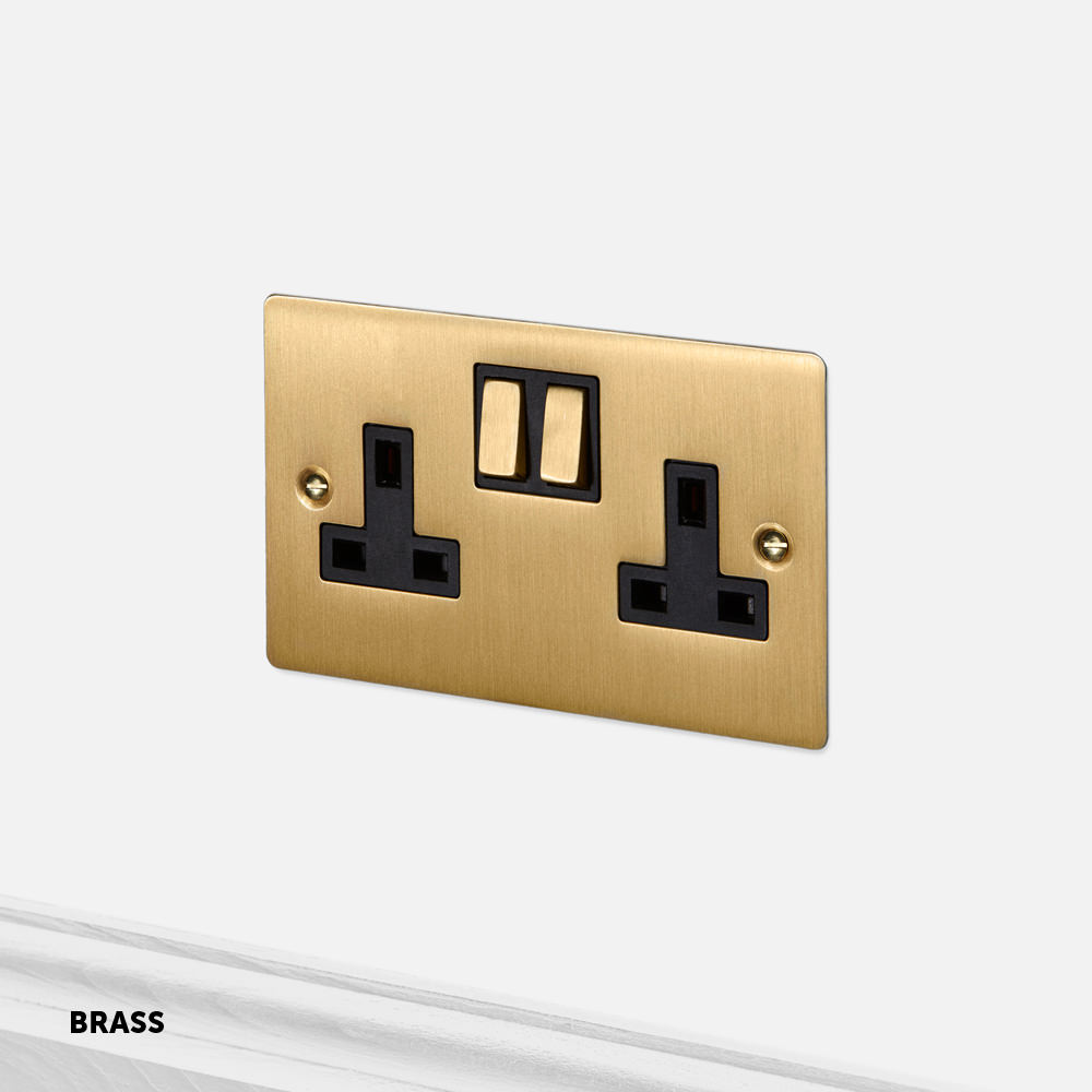 Brass plug sockets 