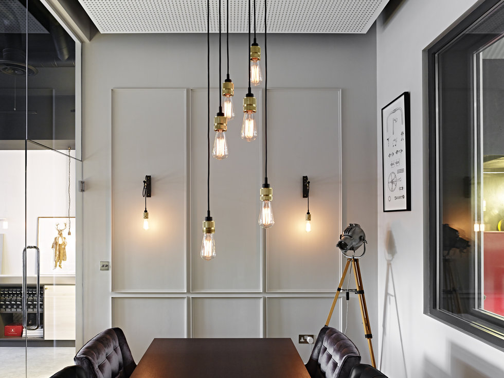 Hanging lights with vintage light bulbs